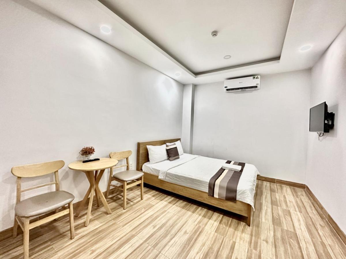 הו צ'י מין סיטי The Jade Hotel Near Tan Son Nhat Airport מראה חיצוני תמונה