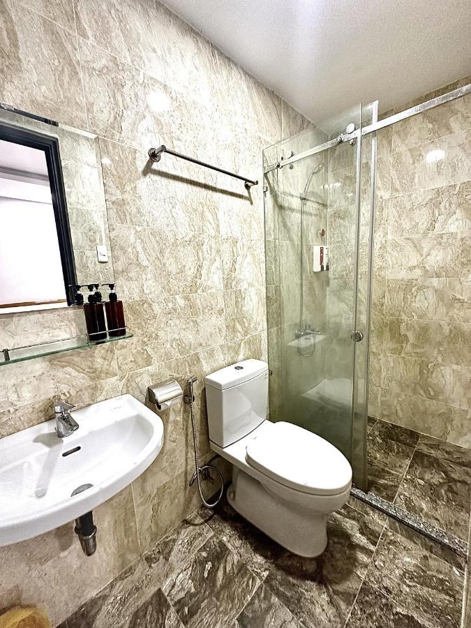 הו צ'י מין סיטי The Jade Hotel Near Tan Son Nhat Airport מראה חיצוני תמונה