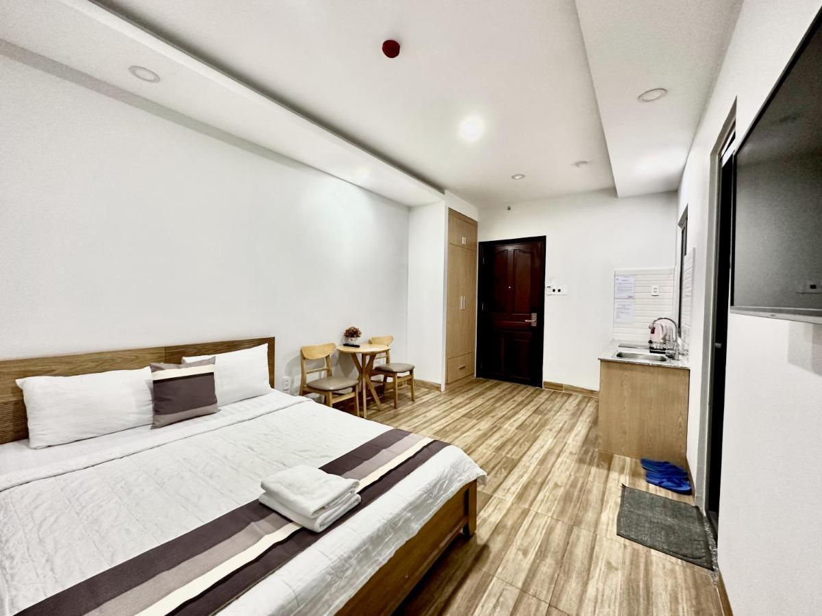 הו צ'י מין סיטי The Jade Hotel Near Tan Son Nhat Airport מראה חיצוני תמונה