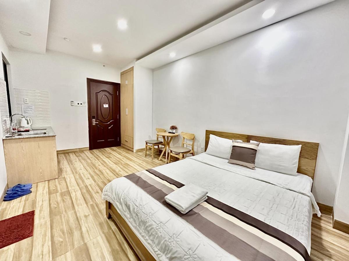 הו צ'י מין סיטי The Jade Hotel Near Tan Son Nhat Airport מראה חיצוני תמונה